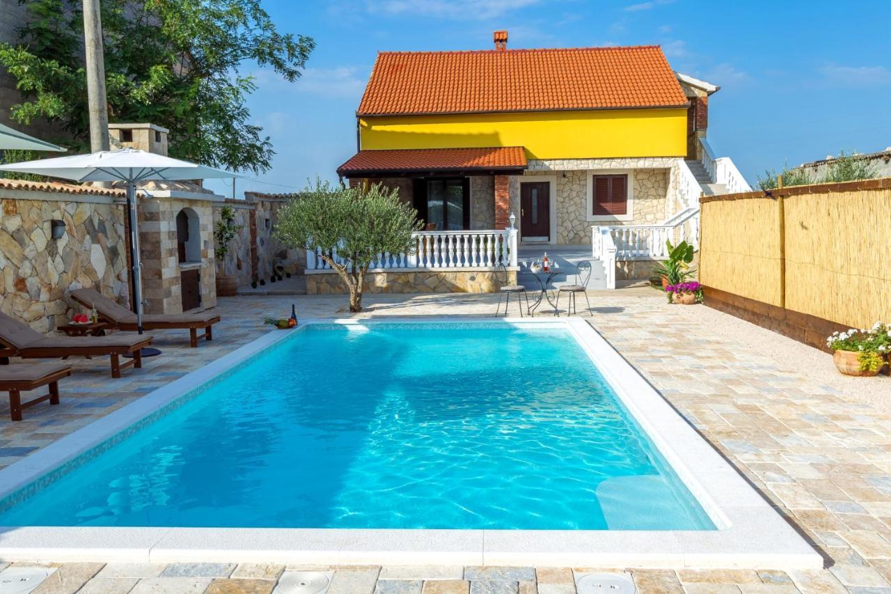Holiday Home Iva With Pool ซูโกชัน ภายนอก รูปภาพ