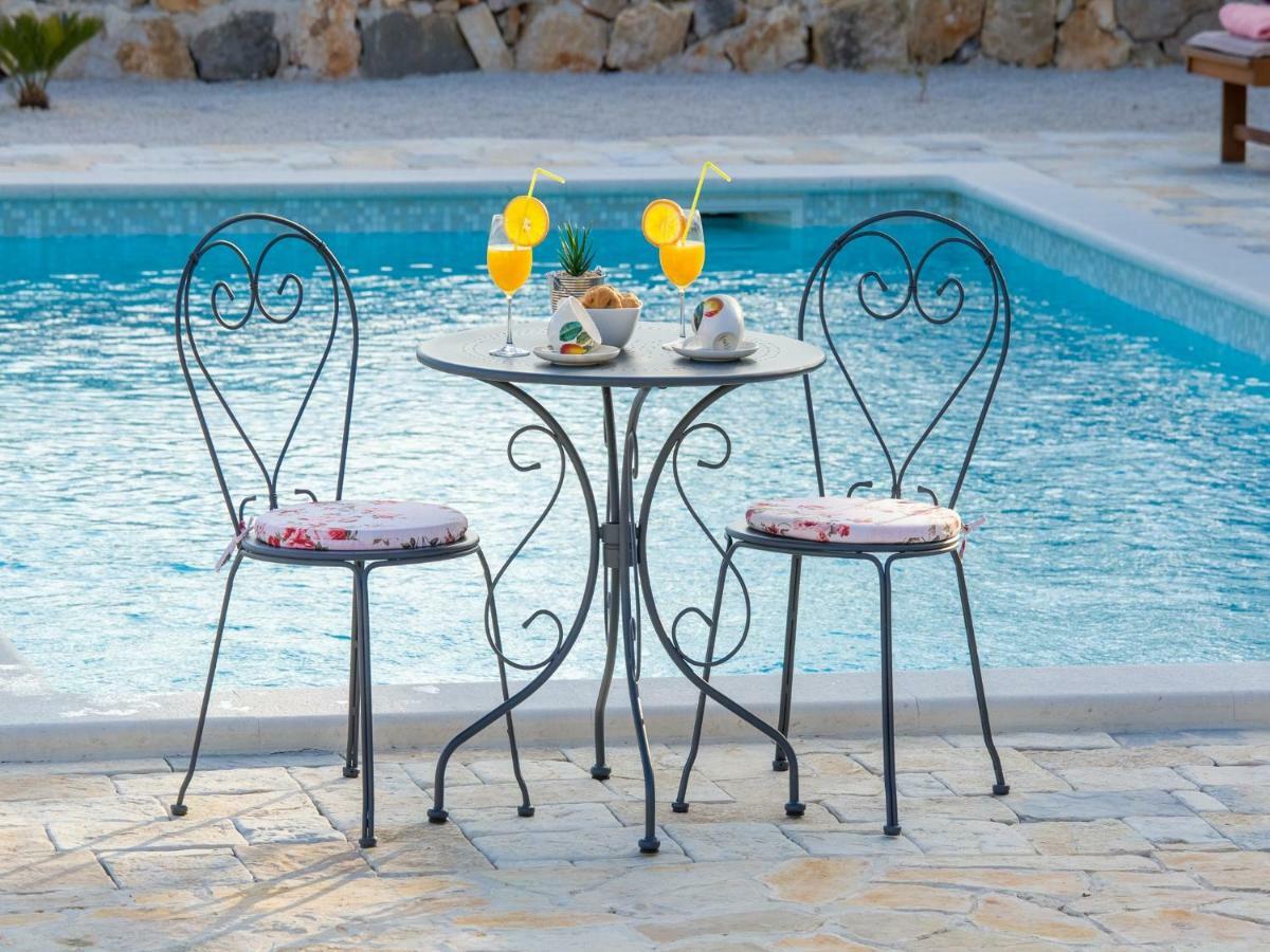 Holiday Home Iva With Pool ซูโกชัน ภายนอก รูปภาพ