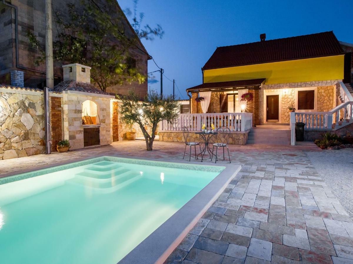 Holiday Home Iva With Pool ซูโกชัน ภายนอก รูปภาพ